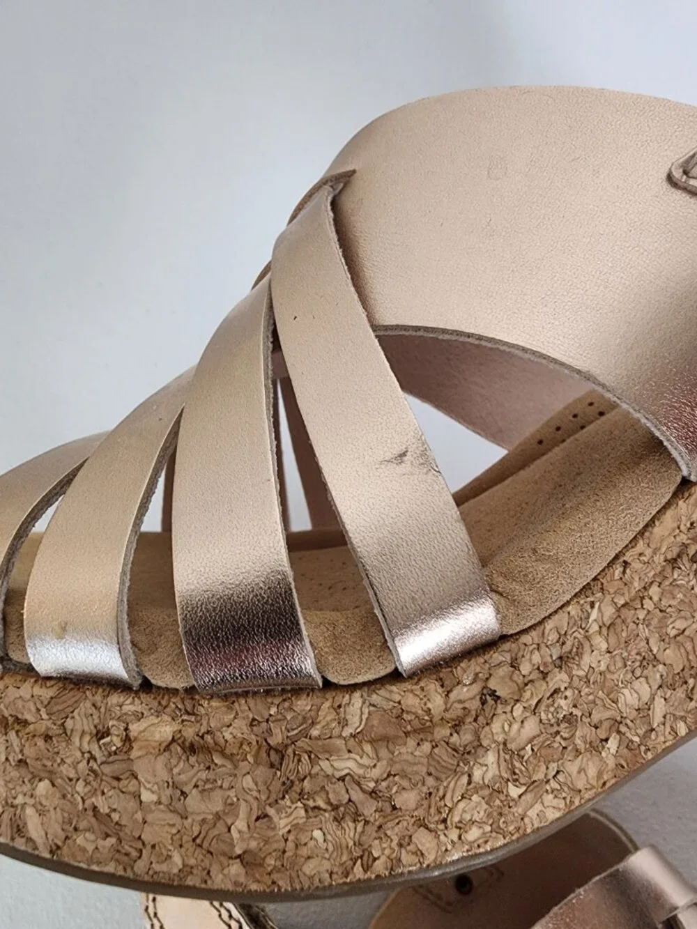 Clarks Collection Woven Leather Metallic Wedge Giselle Glow Rose Gold 8-1/2 WIDE